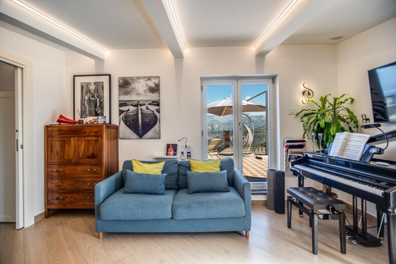 Villa Caruso Private Heated Pool & Sea View سورينتو المظهر الخارجي الصورة